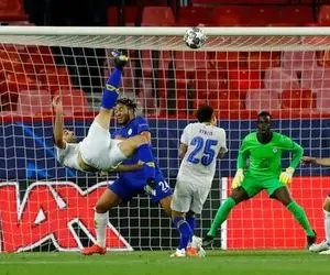 جایزه پوشکاش را برای مهدی طارمی رزرو کنید!