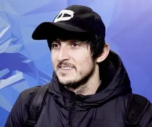 استوری احساسی سردار آزمون برای علی انصاریان