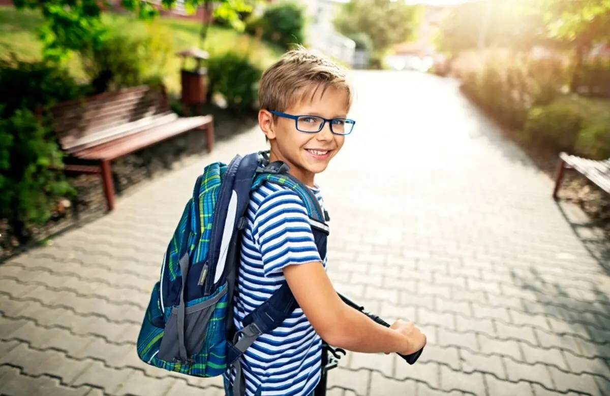 Adjustable-backpack