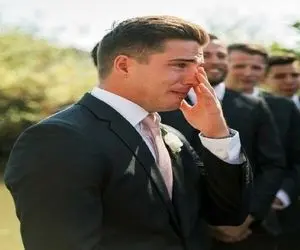 آواز احساسی؛ دوماد روز عروسی چون باباش فوت شده درخواست آهنگ پدر داد دلت براش خون میشه