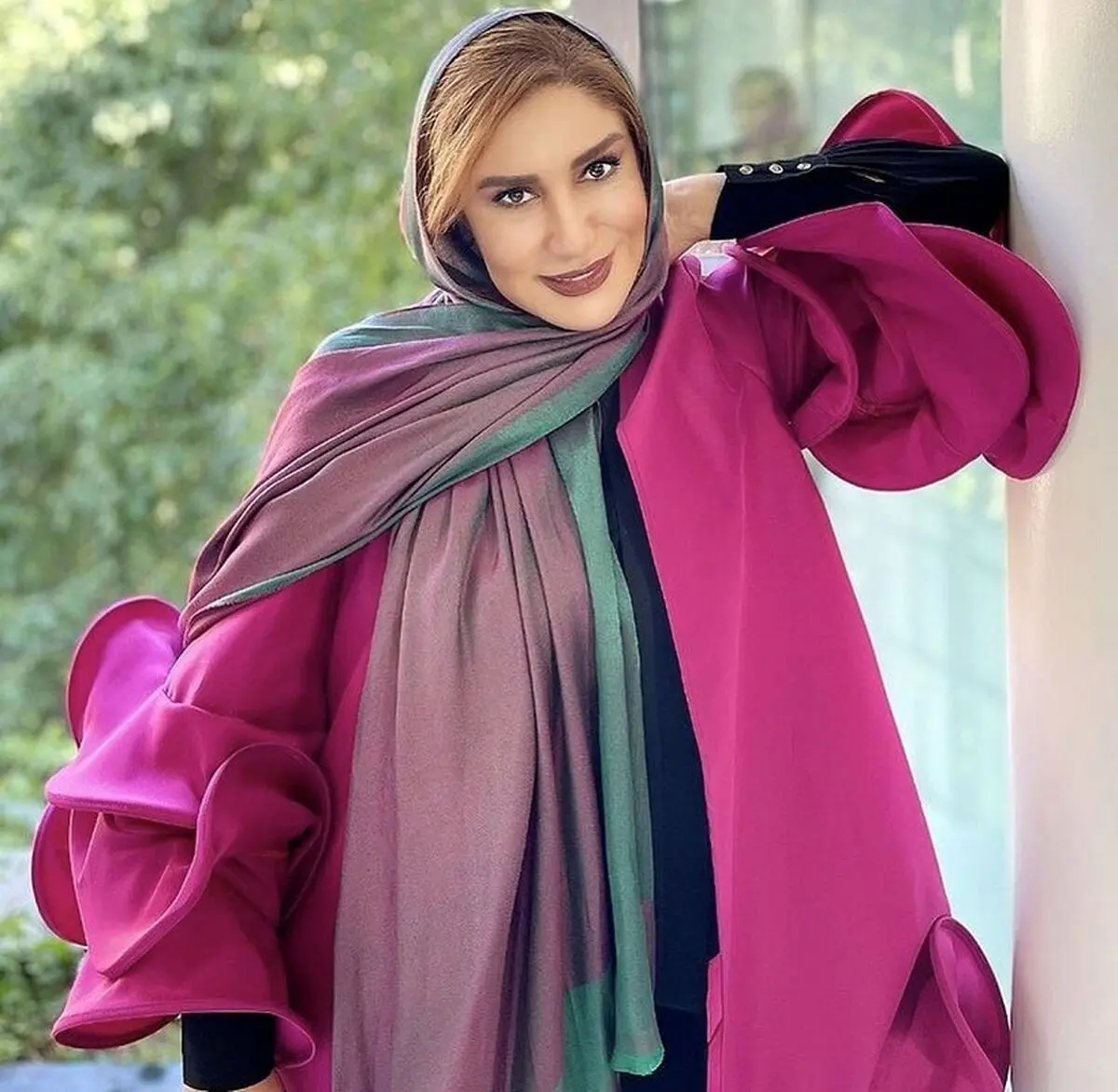 مانتو سرخابی را با چه شالی ست کنیم؟