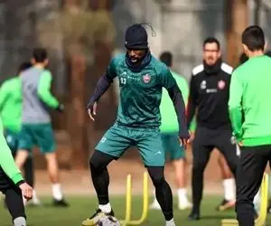 اوریه در پرسپولیس ماندنی است یا رفتنی؟