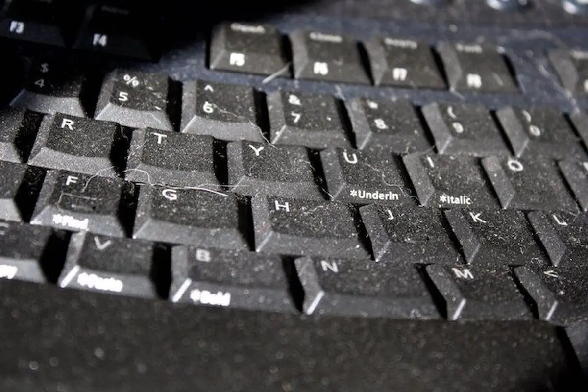 Clean-Your-Laptop-4