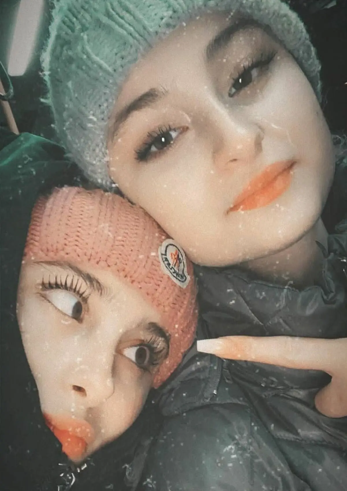 سارا و نیکا فرقانی