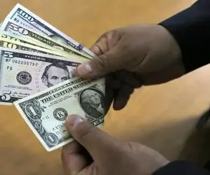 قیمت دلار امروز ۱۱ اردیبهشت ۱۴۰۴ / دلار در انتظار مذاکره رنج شد