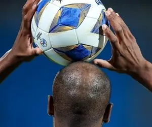 استقلال به الهلال رسید، تراکتور حریف النصر شد