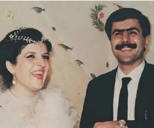 تو عروسی دهه 40 برادر داماد رقص پروانه ای میره خیلی تند و سریع