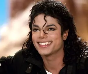 (ویدئو) بستن در‌های یک سوپرمارکت به خاطر مایکل جکسون!