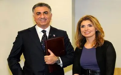 آذری جهرمی رضا پهلوی را مسخره کرد!+عکس