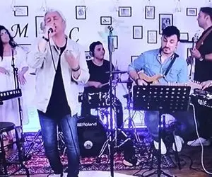 حضور خبرساز خواننده مشهور در رسانه منوتو!