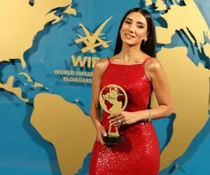 (عکس) «صدف بیوتی» برنده بهترین اینفلوئنسر فستیوال کن ۲۰۲۱