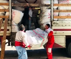 توزیع ۹۰۰ بسته معیشتی بین نیازمندان البرز