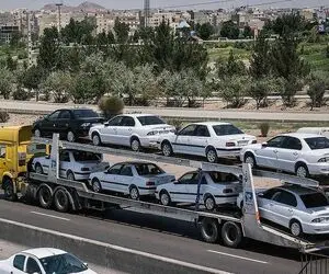 قیمت خودرو امروز چهارشنبه ۲۲ مرداد ۱۴۰۴؛ رقص قیمت‌ها زیر سایه دلار و واردات