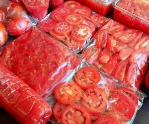 ترفندهای خانه داری؛ گوجه رو بدون اینکه طعمش خراب بشه فریز کنید