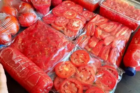 ترفندهای خانه داری؛ گوجه رو بدون اینکه طعمش خراب بشه فریز کنید