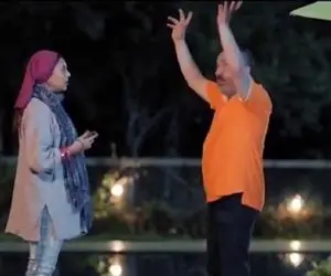 آواز هنرمندانه؛ دامبالا دیمبو بازیگرامون تو مهمونی که خانم بازیگر میزنه آقایون میرقصن