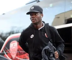 استقلال فعلا نمی تواند از ستاره اش استفاده کند