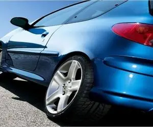 حرکت پرطرفدار ایران خودرو خلاف جهت دلار