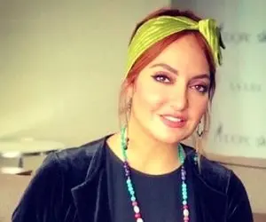 مهناز افشار در استادیوم آزادی + عکس