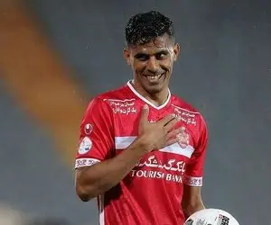 یحیی از مدافع چپ جدید پرسپولیس رونمایی می کند؟!