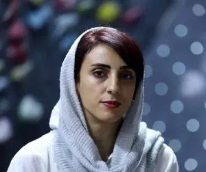 چرا الناز رکابی به انگلیس سفر کرد؟