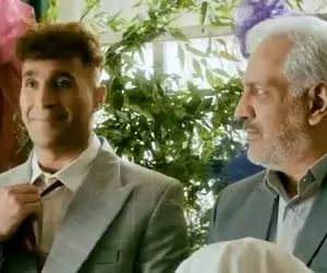 آواز شاد؛ تو مراسم عقد امین حیایی، مهران مدیری به پسرش چپ چپ نگاه میکنه 