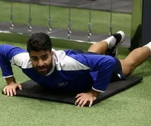 چرا مرادمند نمی خواهد دوباره استقلالی شود؟