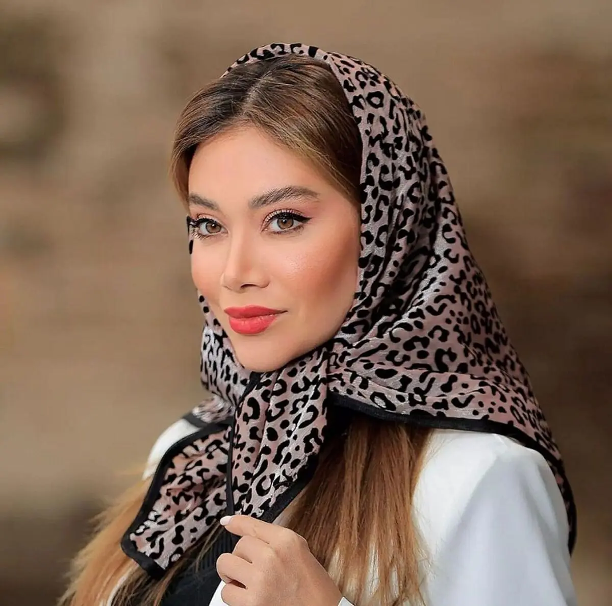 بستن روسری