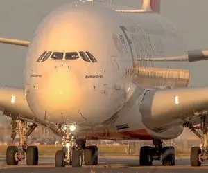 (ودیو) از A380 بزرگترین هواپیمایی مسافربری جهان رو نمایی متفاوت شد
