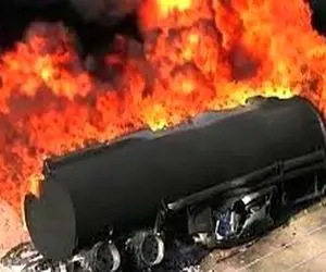 آتش‌سوزی یک تانکر؛ ۹ تن کشته و زخمی شدند