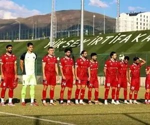پرسپولیس این فصل کجا میزبانی می کند؟