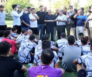 (عکس) علی پروین بازیگر شد؛ بازی سلطان در کنار گلزار