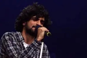 آواز اصیل؛ عرفان طهماسبی تو زادگاهش شاهنامه رو با گیتار تو کنسرت اجرا کرد محشر و زیبا