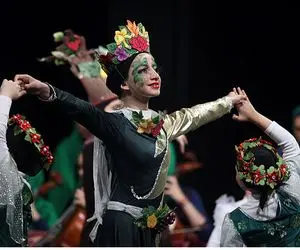 (ویدیو) رقص گروهی بانوان در برج میلاد با لباس های چسبان!