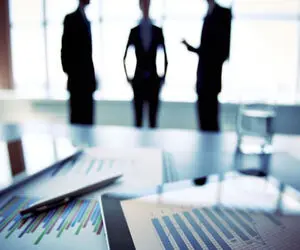 کدام سهام امروز چهارشنبه 15 بهمن 99 بیشترین سود را داشتند؟