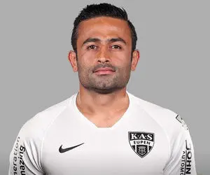 امید ابراهیمی از بازگشت به استقلال دور شد؟