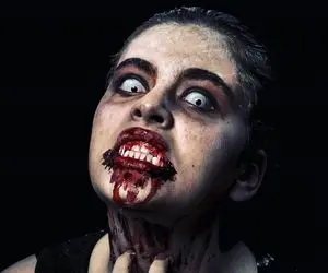 ریحانه پارسا با عکس های اروتیک و جنسی دوباره برگشت!