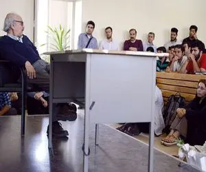 شفیعی کدکنی؛ مشکل از برنامه ریزی مسئولان و دولت‌ ها است