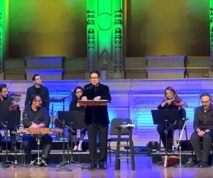 آواز همایونی؛ همایون شجریان با خوندن دیار عاشقی همه سالن رو برد به دیار عاشقی هاشون