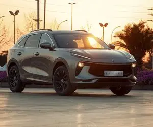 انفجار قیمت خودرو امروز یکشنبه 8 مهر/ لاماری ایما بخریم؟ قیمت صفر تا 1401