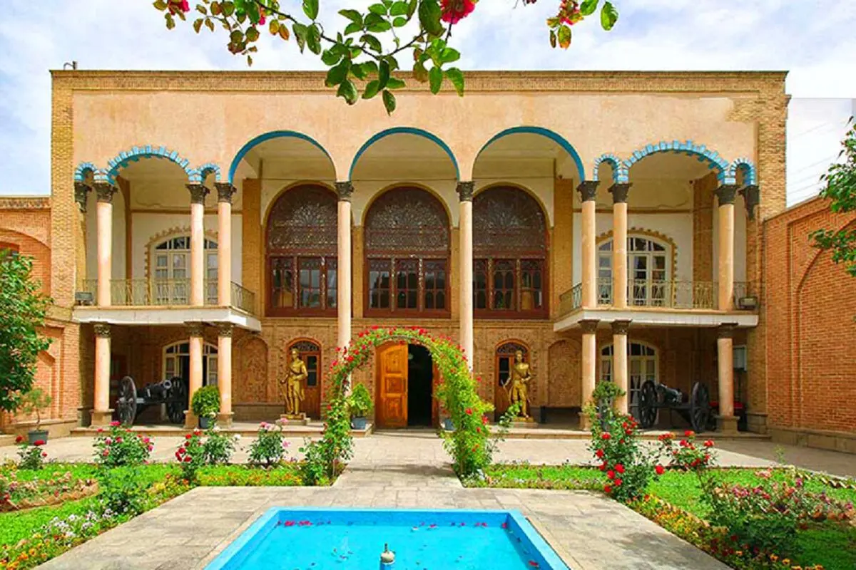 خانه مشروطه