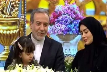 سفر به ایام قدیم؛ تولد تم لاکچری دختر عباس عراقچی در کنار همسرش