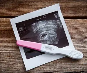 تست حاملگی و "بیبی چک" چیست و چقدر قابل اعتماد است؟