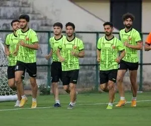 گل محمدی به دنبال برتری دوباره مقابل گوا 