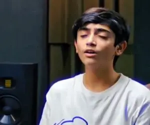 آواز احساسی؛ حنجره این پسر عجین شده با غم چنان سوزناک خوند قلب پیر و جوون یخ میزنه