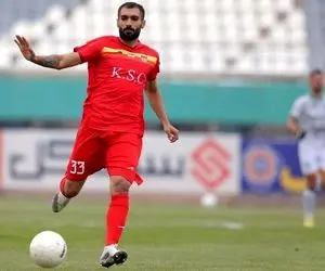 مدافع فولاد در چند قدمی استقلال