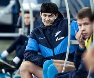 (عکس) سردار آزمون: سپاهان من را نابود کرد!