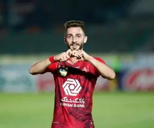 مهاجم گلزن پرسپولیس در نقشی جدید!