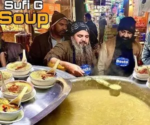 غذای خیابانی؛ سوپ جذاب کنار خیابانی که مردم از برگر و فست فود هم بیشتر دوستش دارن