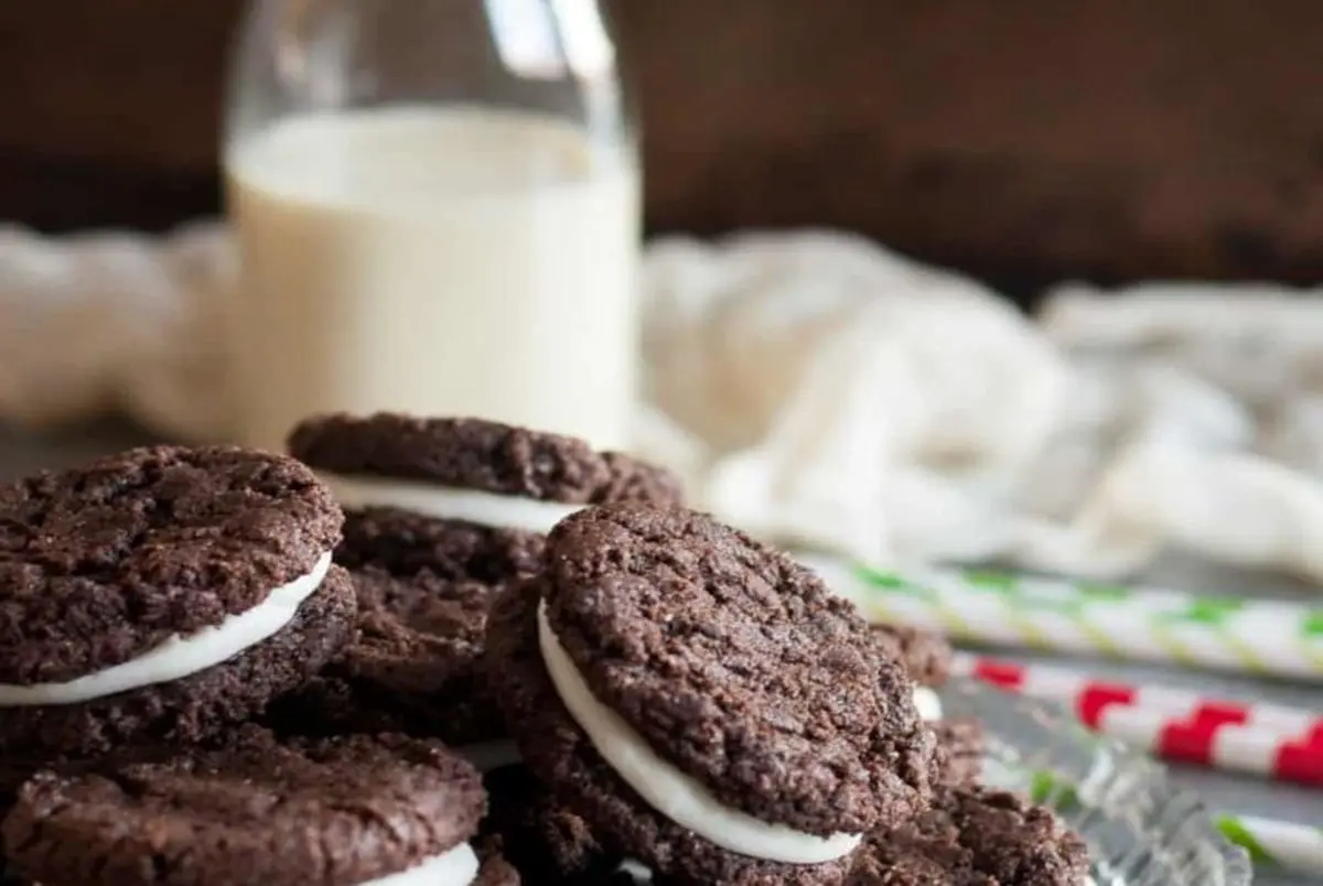 CHOCOLATE ESPRESSO SANDWICH COOKIES